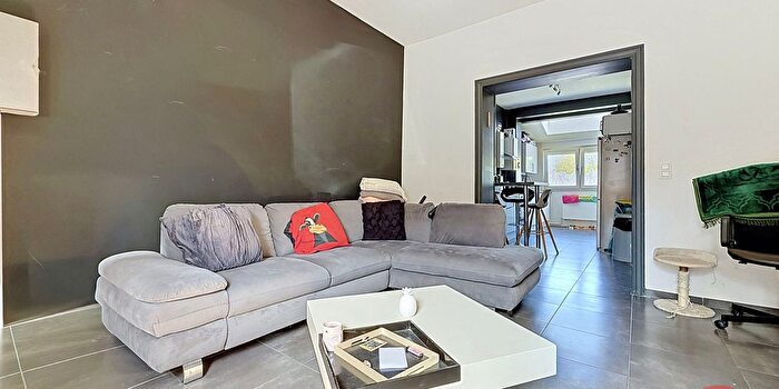 Maison 2 pièces à vendre - Rue Des Tomballes, JemeppesurMeuse