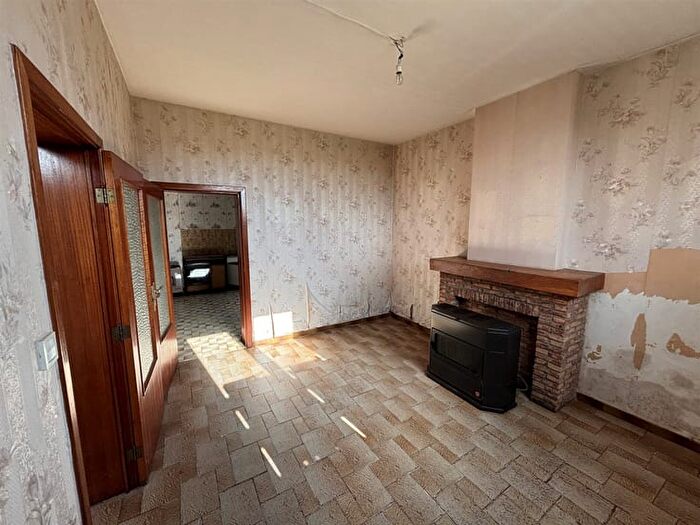 Rue du Bas du Rieu, Péruwelz : Maison 2 pièces à vendre