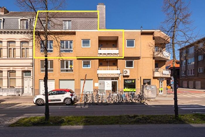 Edegemsestraat, Mortsel : Appartement 3 pièces à vendre