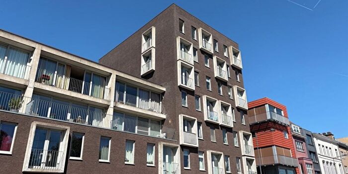 Appartement 2 pièces à Spoorweglaan, Kortrijk, à louer