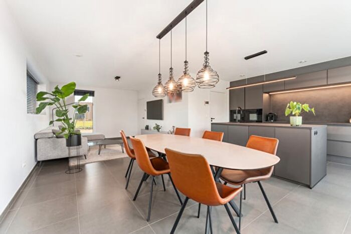 Maison 4 pièces à Odiel Defraeyestraat, Roeselare, à vendre