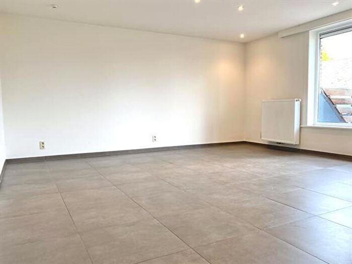 Dorpsstraat, ErpeMere : Appartement 2 pièces à louer