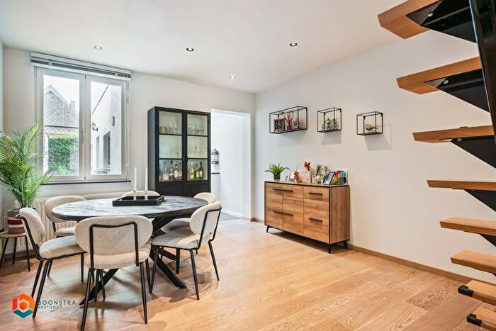 Stationsstraat, Duffel - Maison 15 pièces à vendre