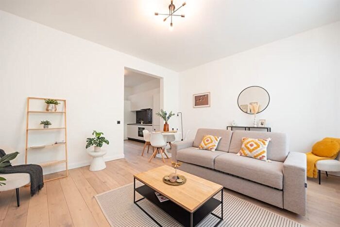 Kroonstraat, BORGERHOUT - Appartement 1 pièce à vendre