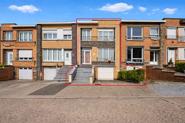 Maison 3 pièces à vendre - Rue Robert Schuman, ALLEUR