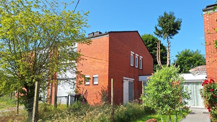 Rue Fontain Viet, Onhaye : Maison 5 pièces à vendre