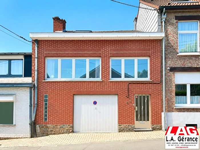 Maison 2 pièces à Rue Caule, Wavre, à vendre