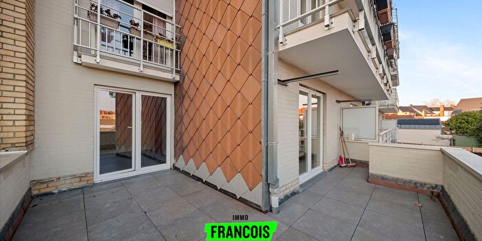 Torhoutse Steenweg, SintAndries : Appartement 3 pièces à vendre