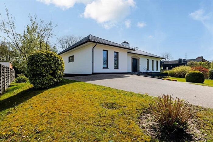 Maison 3 pièces à vendre - Turnhoutsebaan, Mol