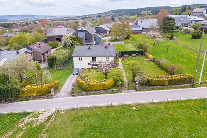 Maison 4 pièces à Rue des Bouleaux, Manhay Malempré, à vendre