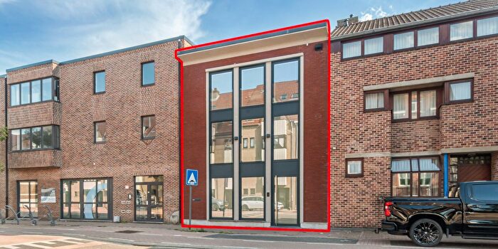 Koning Albertlaan, Maaseik : Maison 4 pièces à vendre