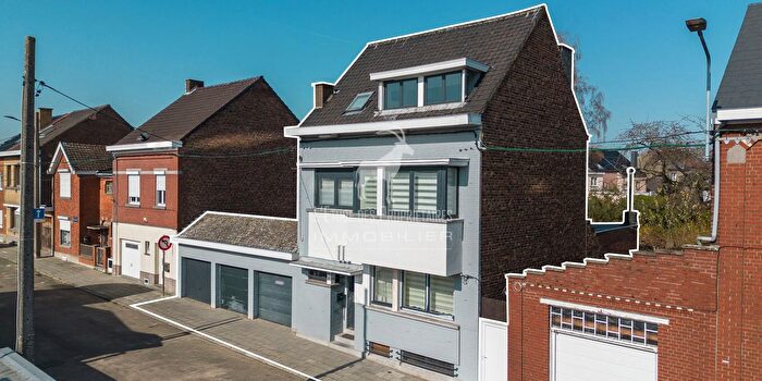 Maison 7 pièces à vendre à HaineSaintPaul, Henegouwen