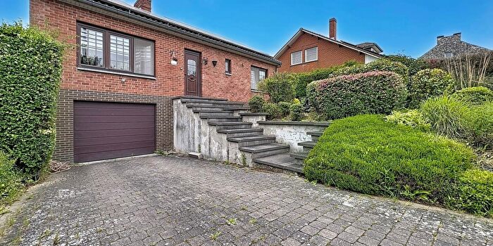 Maison 2 pièces à Rue El Rowe, Nandrin, à vendre