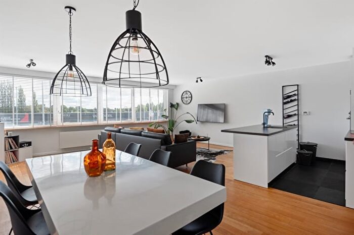 Antwerpsestraat, RUMST : Appartement 2 pièces à louer