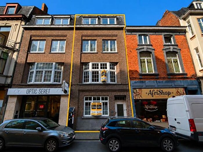 Maison 2 pièces à Grande, Dinant, à vendre
