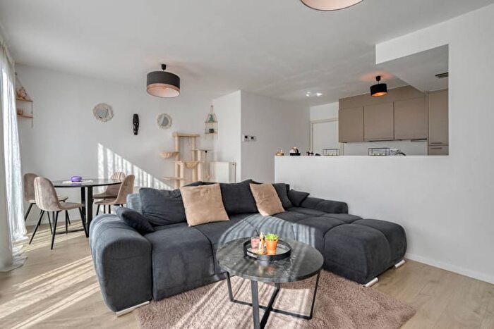 Appartement 2 pièces à vendre - Vijfwegenstraat, Roeselare