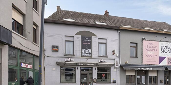 Maison 2 pièces à Stationsplein, Denderleeuw, à vendre