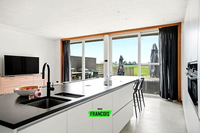 Maison 4 pièces à Weggevoerdenstraat, Poperinge, à vendre