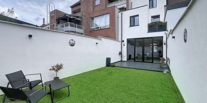 Maasstraat, Antwerpen : Maison 4 pièces à vendre