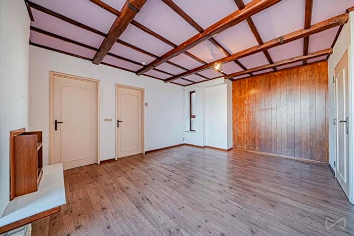Appartement 7 pièces à vendre - Rue du Commerce, Charleroi