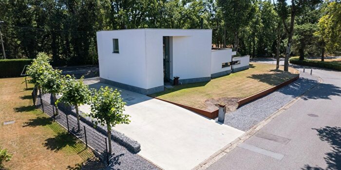 Maison 3 pièces à vendre - Neerzijstraat, Genk