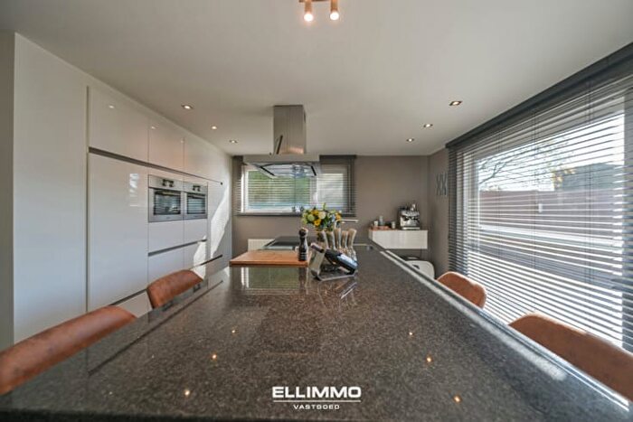 Eikelenweg, Lanaken : Appartement 3 pièces à vendre