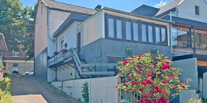 Maison 4 pièces à vendre à Dorpsstraat, Lanklaar