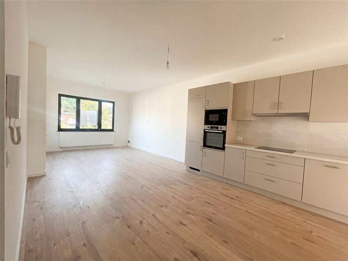 Appartement 2 pièces à Kampioenstraat, ANTWERPEN, à louer