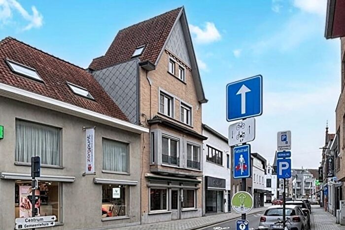 Maison 3 pièces à Koningin Elisabethstraat, Kuurne, à vendre