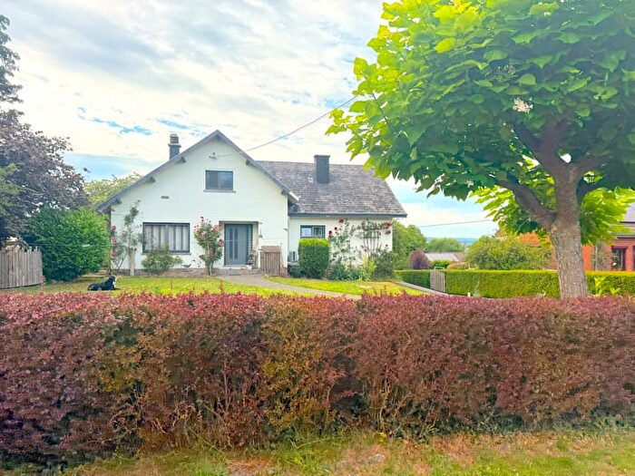 Maison 6 pièces à Rue Saintétienne, WAHA MarcheenFamenne, à vendre
