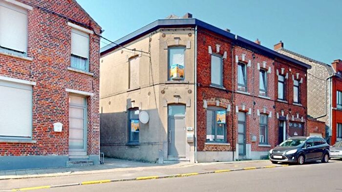 Rue Deburges, La Louvière - Maison 2 pièces à vendre