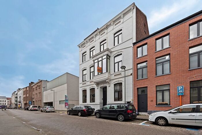 Appartement 2 pièces à Oude Vestenstraat, Tienen, à vendre