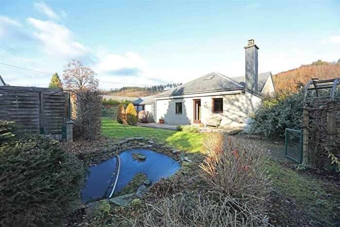 Maison 3 pièces à vendre à Route du Sati, DOHAN