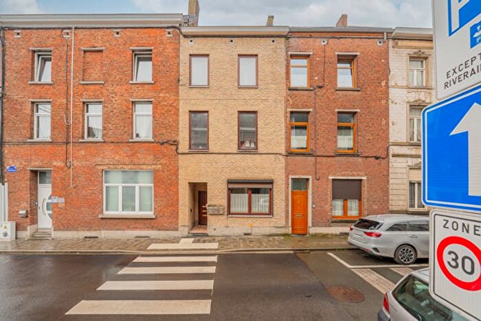 Rue Henri Neuman, BraineleComte - Maison 3 pièces à vendre