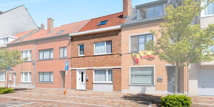 Maison 5 pièces à vendre à August Vermeylenstraat, Oostende