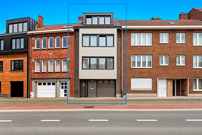 Avenue Reine Astrid, Kraainem : Maison 5 pièces à vendre