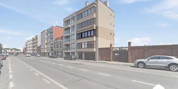 Appartement 2 pièces à Meenseweg B, Ieper, à vendre