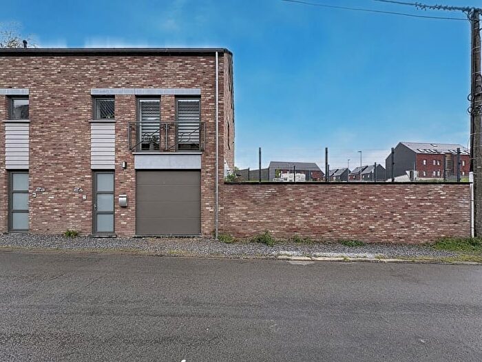 Rue Hardimont A, METTET - Maison 3 pièces à vendre