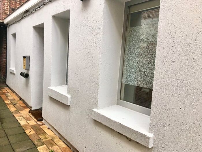 Tombroekstraat, Kortrijk : Maison 5 pièces à louer