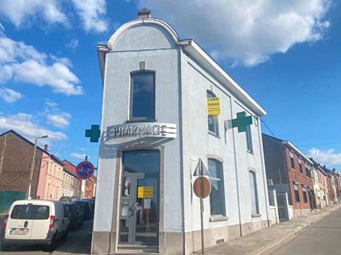 Rue du Onze Novembre, Châtelineau : Maison 5 pièces à vendre