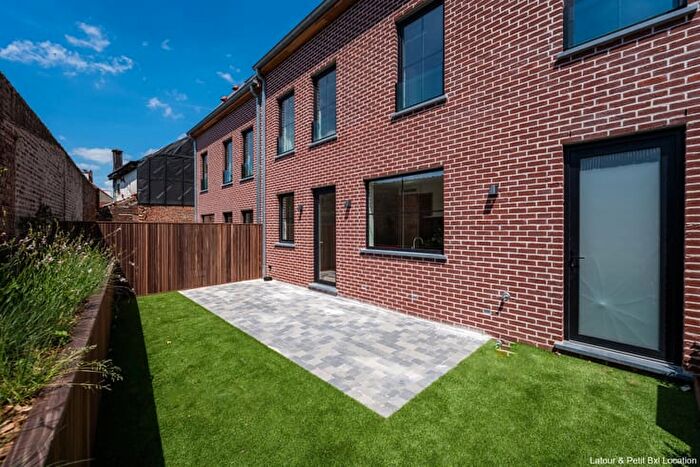 Vestenstraat, Tervuren : Maison 4 pièces à louer