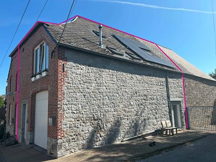 Maison 3 pièces à Rue Voyau, WalcourtYvesGomezée, à vendre