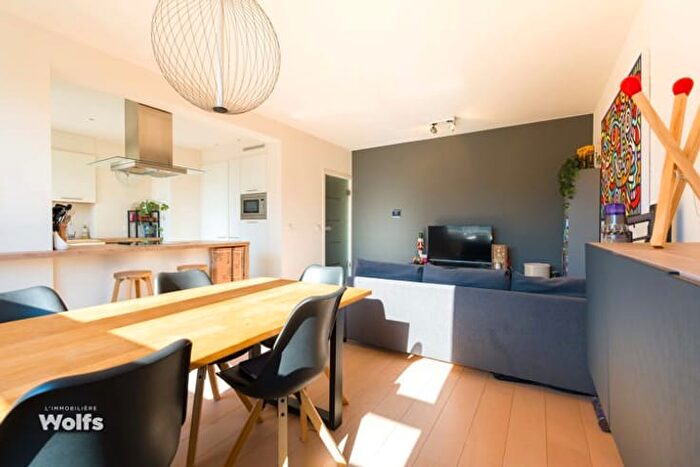 Appartement 2 pièces à vendre - Rue Saint Laurent, D
