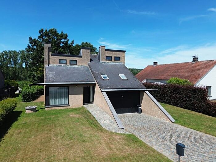 RENSKOUTER, GERAARDSBERGEN : Maison 4 pièces à vendre