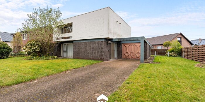 Maison 4 pièces à vendre à Vrijheidslaan, Bree