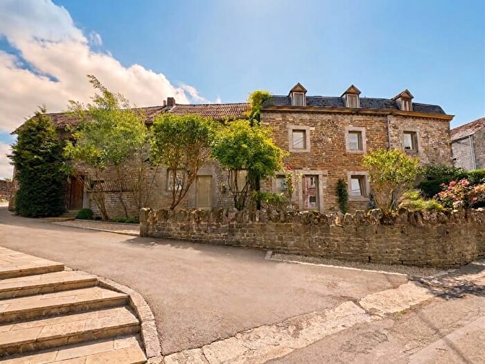 Maison 17 pièces à Au Vieux Moulin, Clavier, à vendre