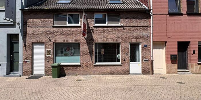 Goudbloemstraat, Herentals : Maison 3 pièces à louer