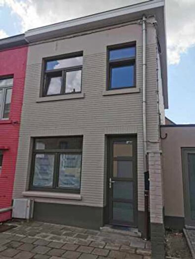 Rue Fariaux, Mons : Maison 2 pièces à louer