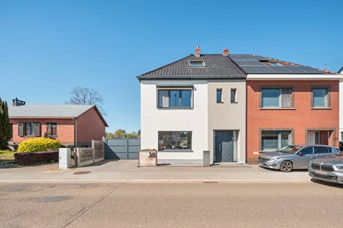 Stationsstraat, Halen : Maison 3 pièces à vendre