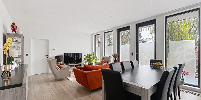 Appartement 3 pièces à vendre - Moeskroen, Henegouwen